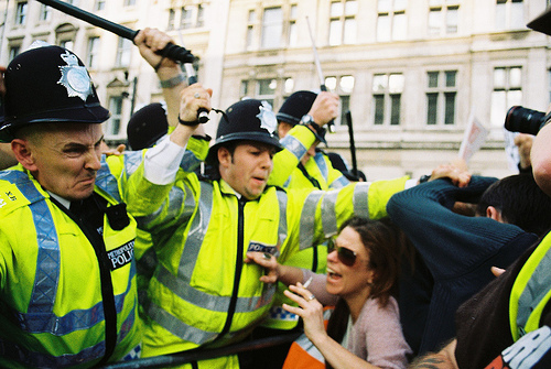 2584319546_6b1212ca4d