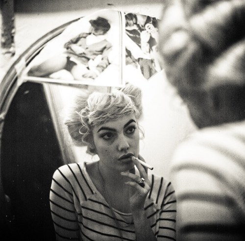 4148087032_5837b6e81e_z